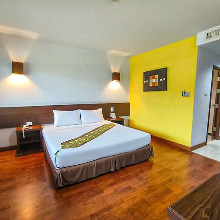 The Ligor City Hotel Nakhon Si Thammarat Buitenkant foto